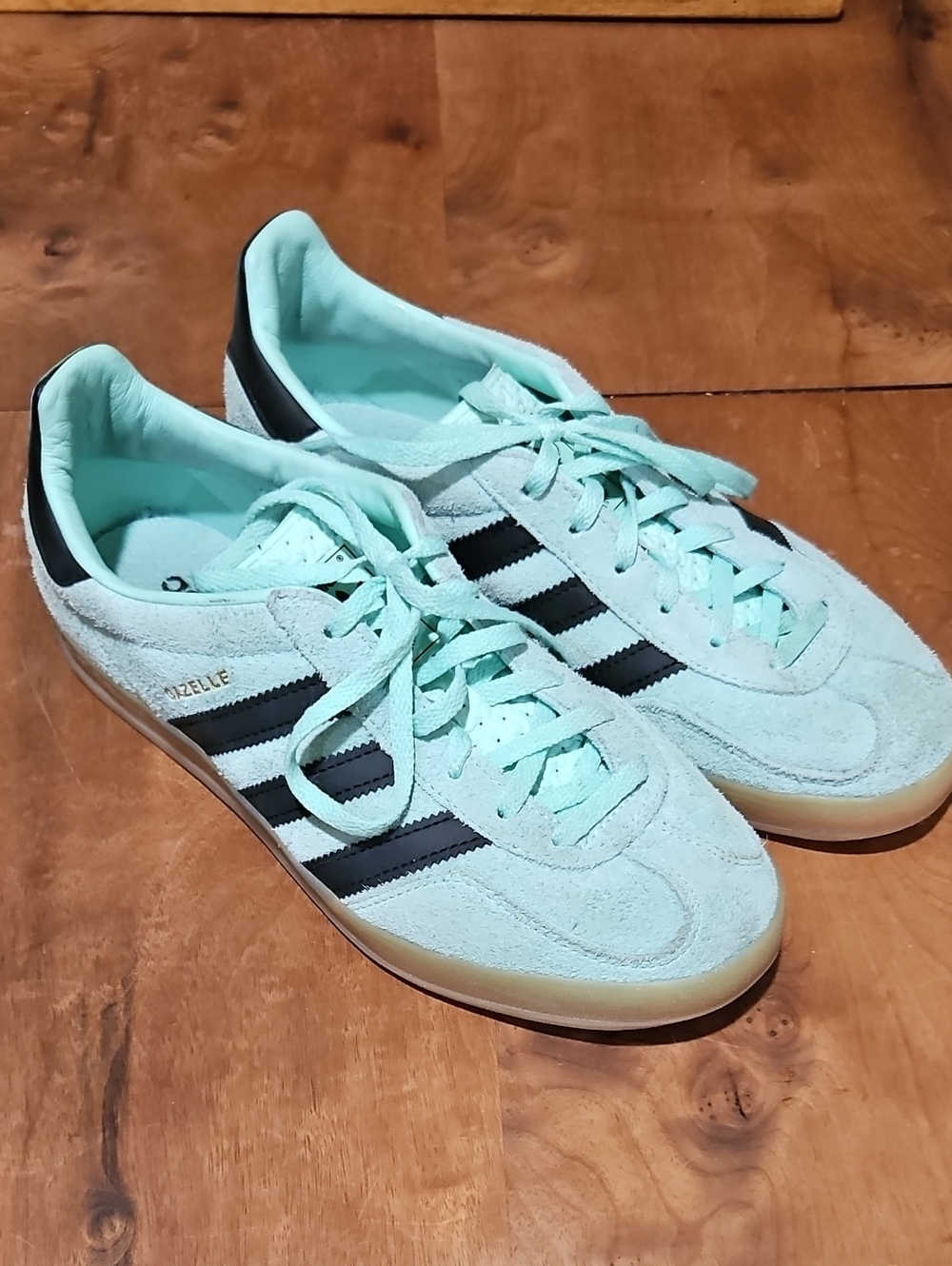 Adidas Mint Green Suede Sneakers with Black Stripes Wmns 8.5. Gazelle's